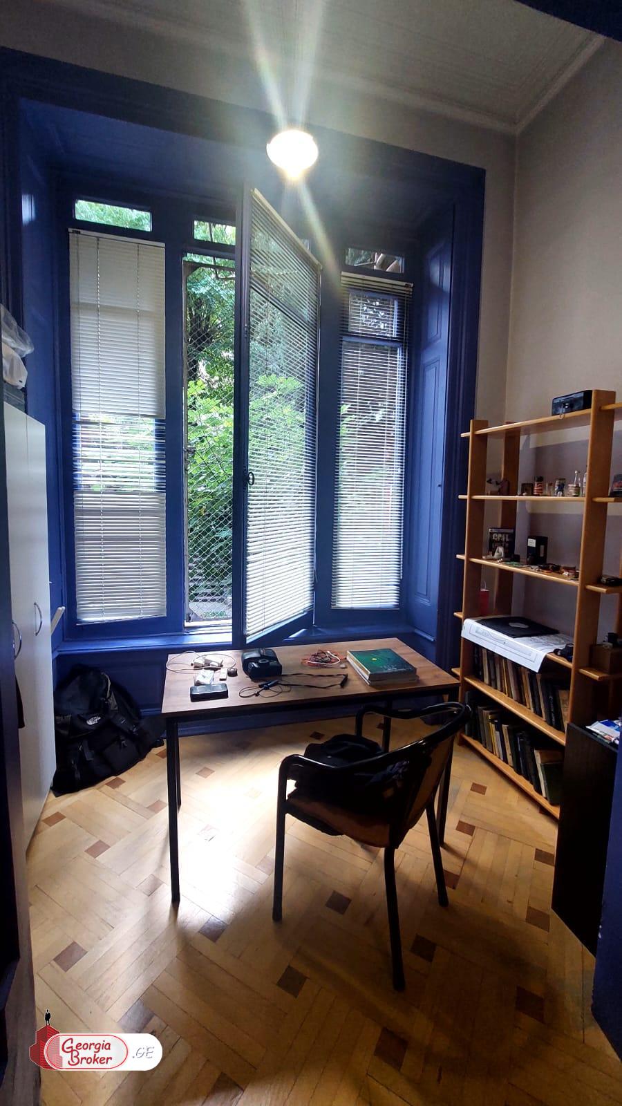 nearly repaired 4-room apartment for rent